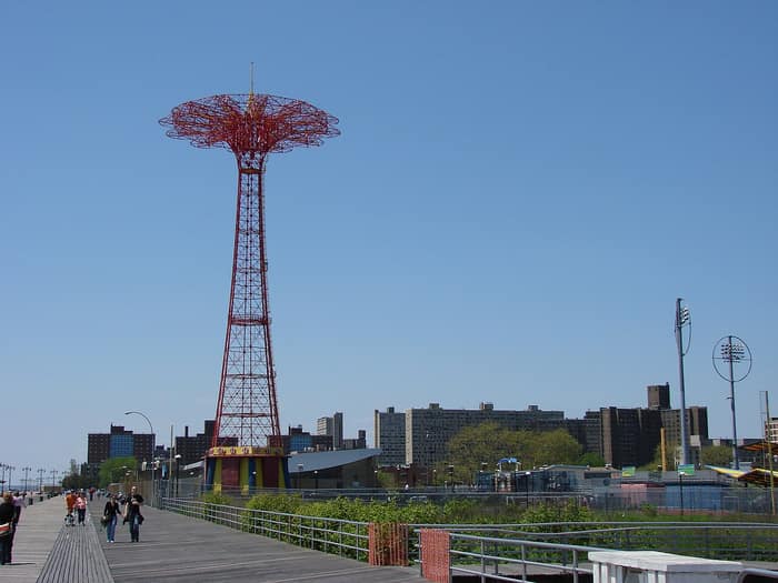 El paseo marítimo de Coney Island en 2008
