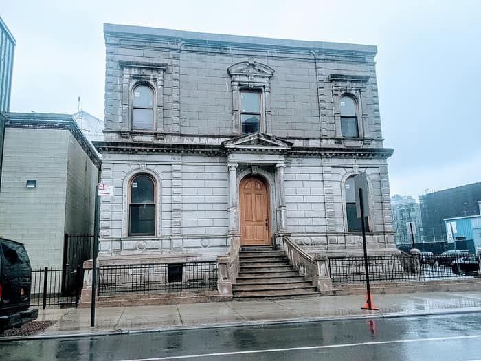 El edificio de la Coignet Stone Company en Brooklyn, fotografiado en marzo de 2021