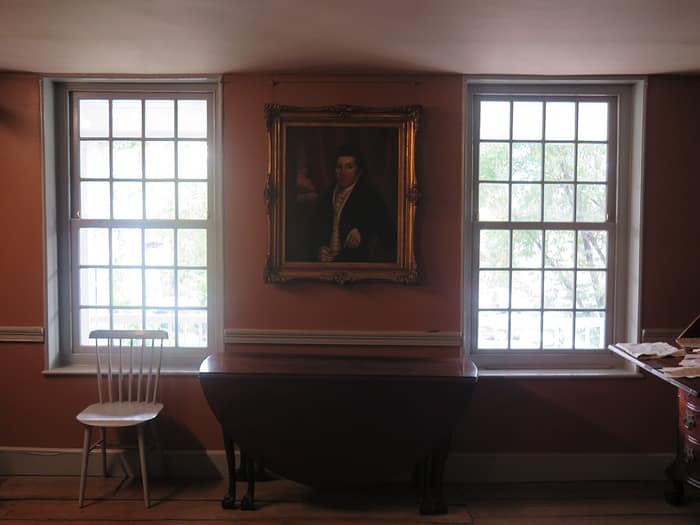 Detalle del edificio del Museo Dyckman Farmhouse