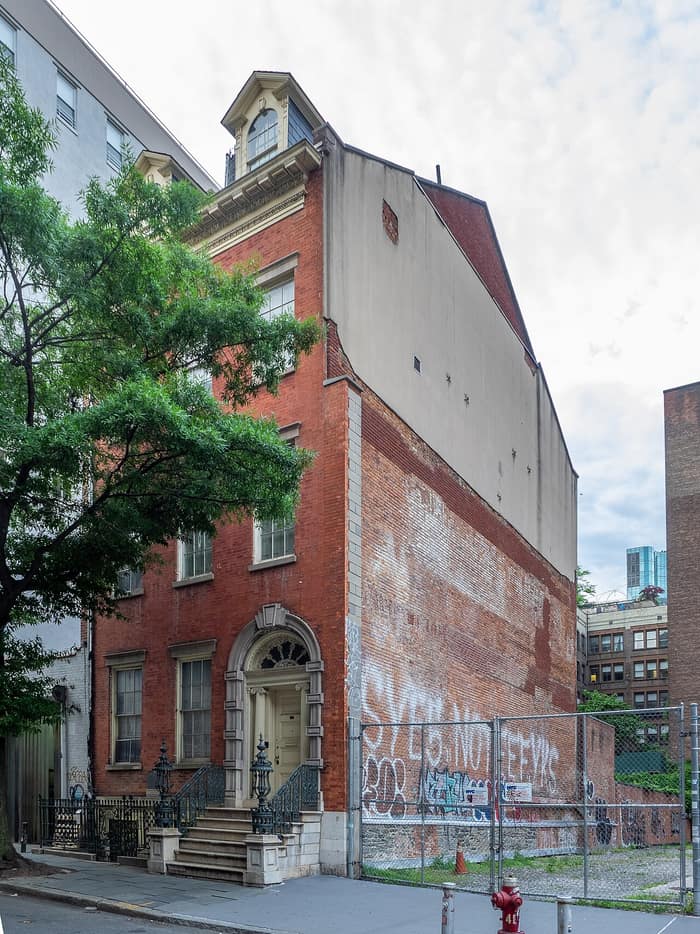 Fachada de ladrillo del Museo Merchant’s House en East Fourth Street, en Manhattan